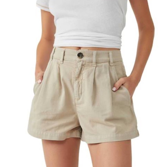 Free people khaki shorts - Picture 2 of 10